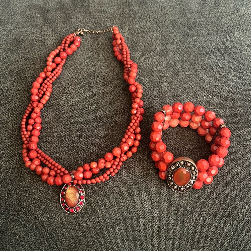 Women’s Matching Red Beaded Necklace and Bracelet